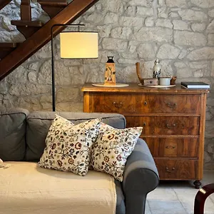 https://house-kisic.in-istria.net